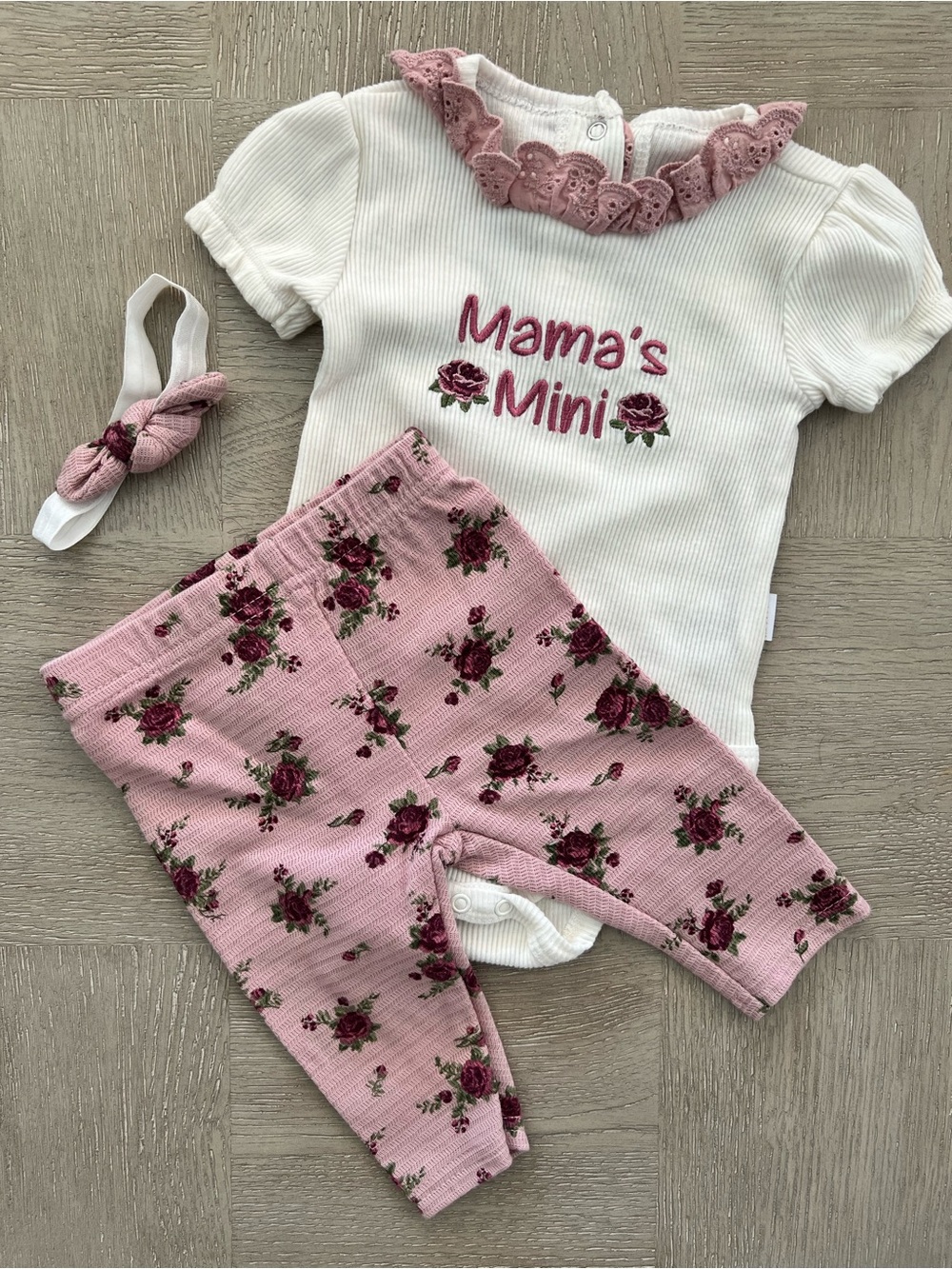 🌟3/$25🌟 Tahari Baby 3-Piece Baby Girl Outfit Set